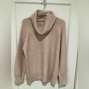 Jan Vaas knit turtleneck new with tags size Medium.